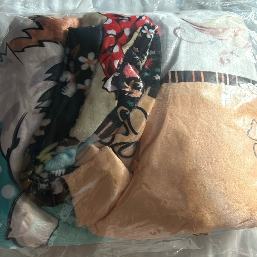 Throw blanket
